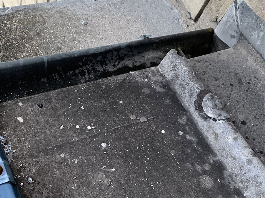 Réparation de toiture en zinc avant travaux à Bondy en Seine Saint Denis 93